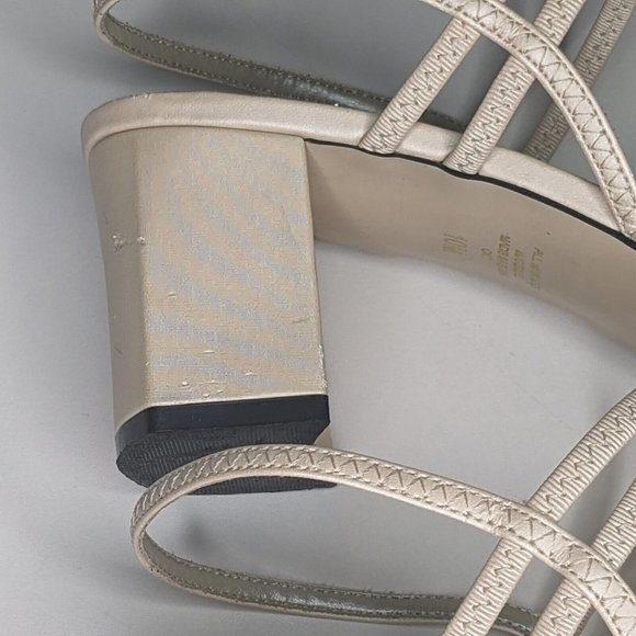 New York Transit Cream Beige Strappy 2.5 inch Heels Sandals Womens Size 10M - Picture 10 of 12